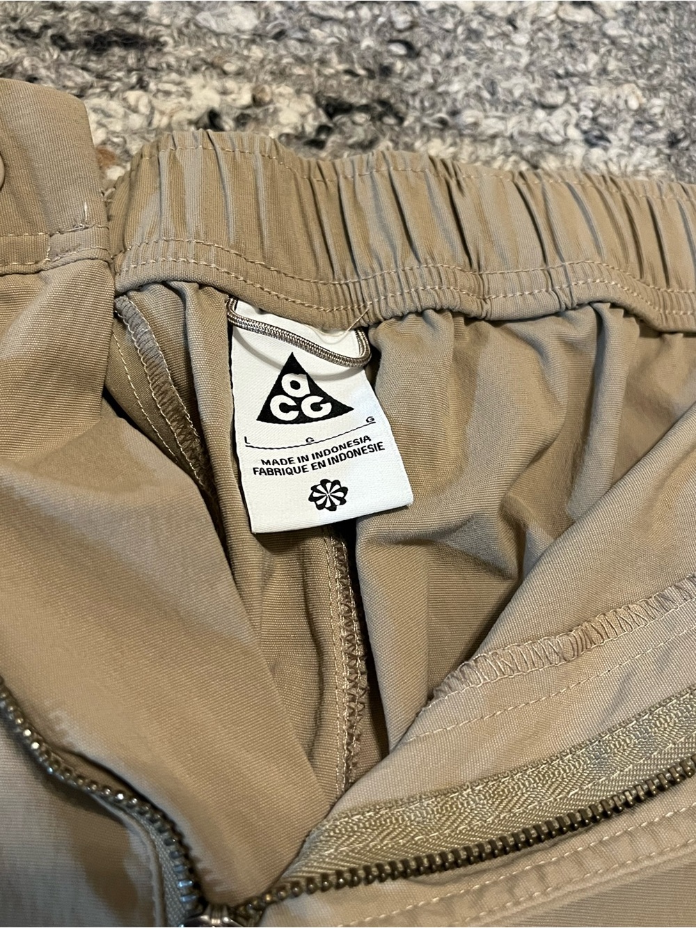 Nike ACG Tan Technical Cargo Pants with Integrated Belt - Picture 3 of 5